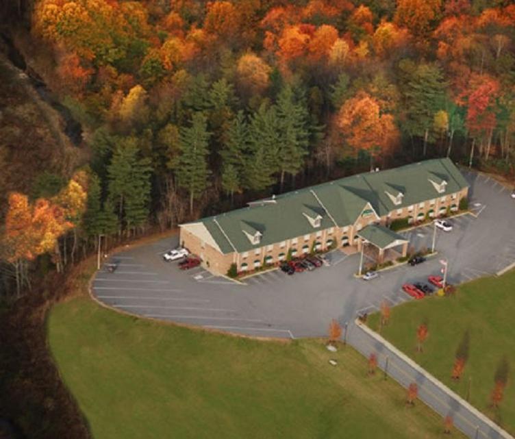 Mountain Inn & Suites Flat Rock Εξωτερικό φωτογραφία